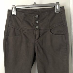 Forever 21 • High-waist skinny jeans